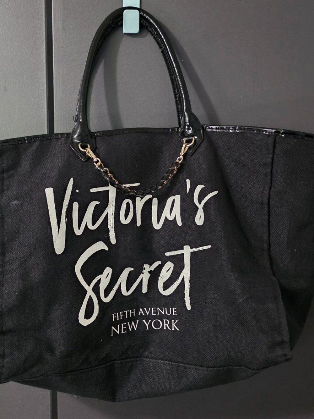 VS tote